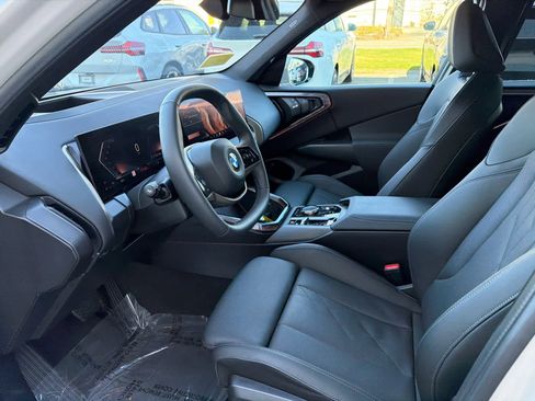 Used 2025 BMW X3 xDrive30i w/ Premium Package image 17