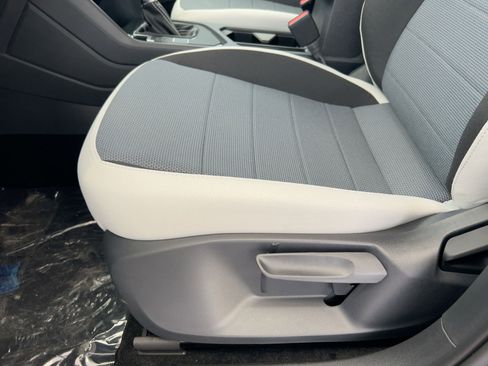 New 2026 Volkswagen Taos S image 14