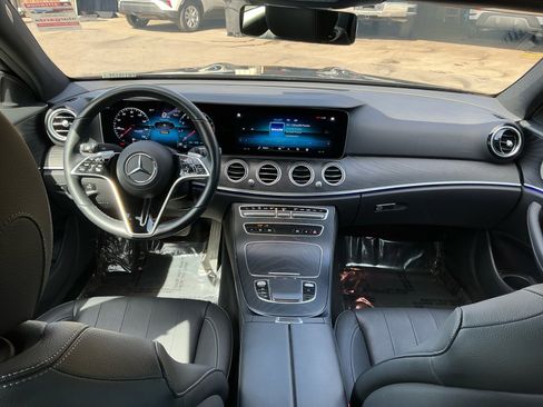 Used 2023 Mercedes-Benz E 450 4MATIC Sedan image 17