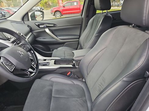 Used 2024 Mitsubishi Eclipse Cross SE image 16