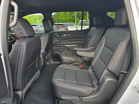 New 2026 Chevrolet Traverse Z71 w/ Enhanced Driving Package AWD/4WD image 9