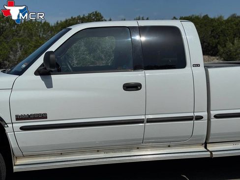 Used 1999 Dodge Ram 2500 Truck 4x4 Quad Cab image 11