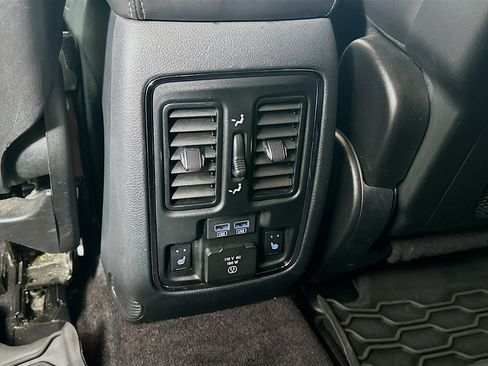 Used 2017 Dodge Durango GT w/ Premium Group image 32