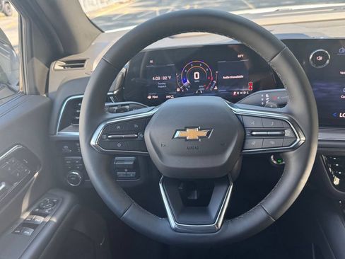 New 2026 Chevrolet Suburban LT w/ Comfort Package AWD/4WD image 12