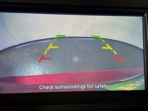 Used 2019 Nissan Versa Note SV image 19