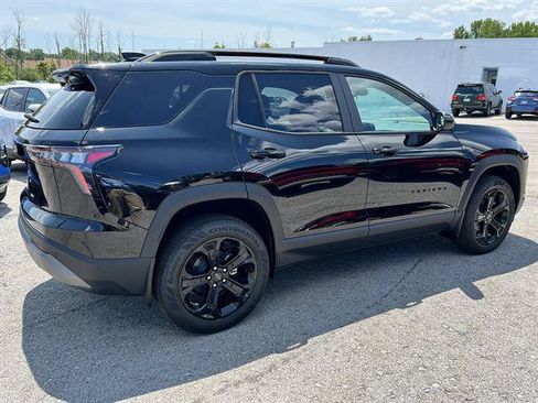 New 2027 Chevrolet Equinox LT w/ Convenience Package II AWD/4WD image 6