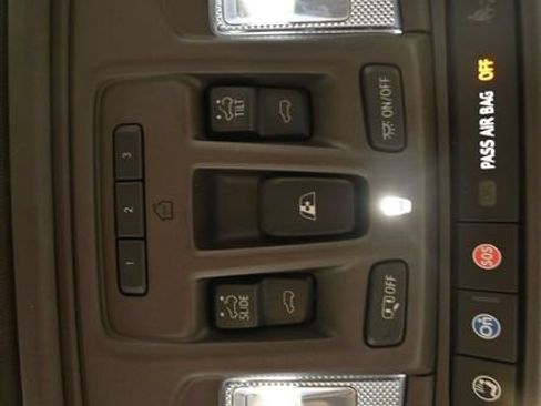 Used 2020 GMC Sierra 1500 SLT w/ SLT Premium Plus Package AWD/4WD image 41