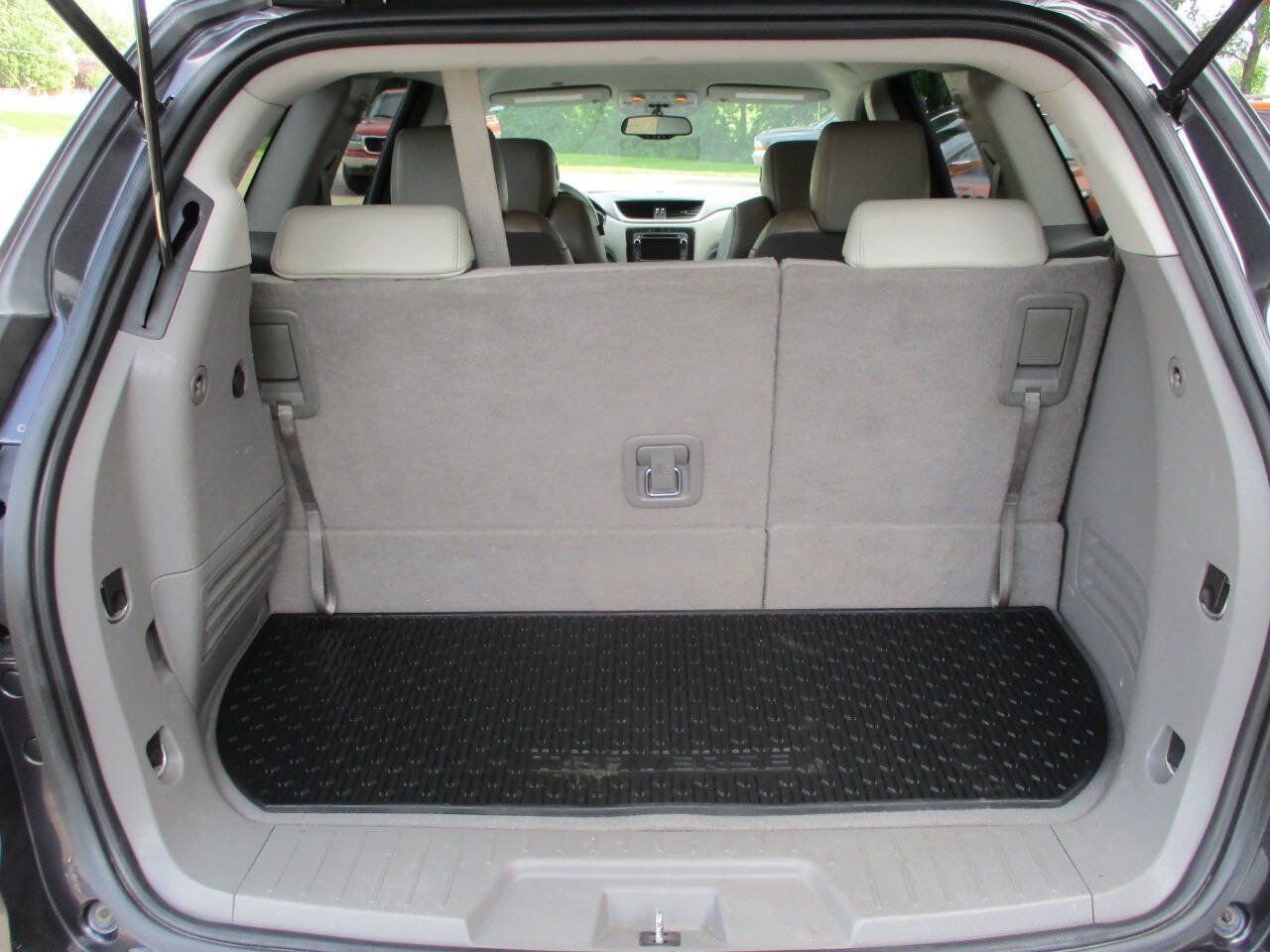 Used 2013 Chevrolet Traverse LTZ AWD/4WD image 22