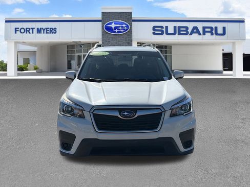 Used 2020 Subaru Forester Premium image 8