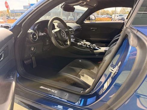 Used 2018 Mercedes-Benz AMG GT R image 5