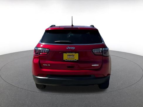 Used 2025 Jeep Compass Latitude AWD/4WD image 10