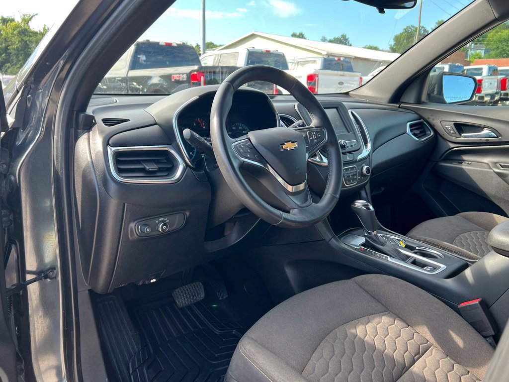 Used 2018 Chevrolet Equinox LT FWD image 12