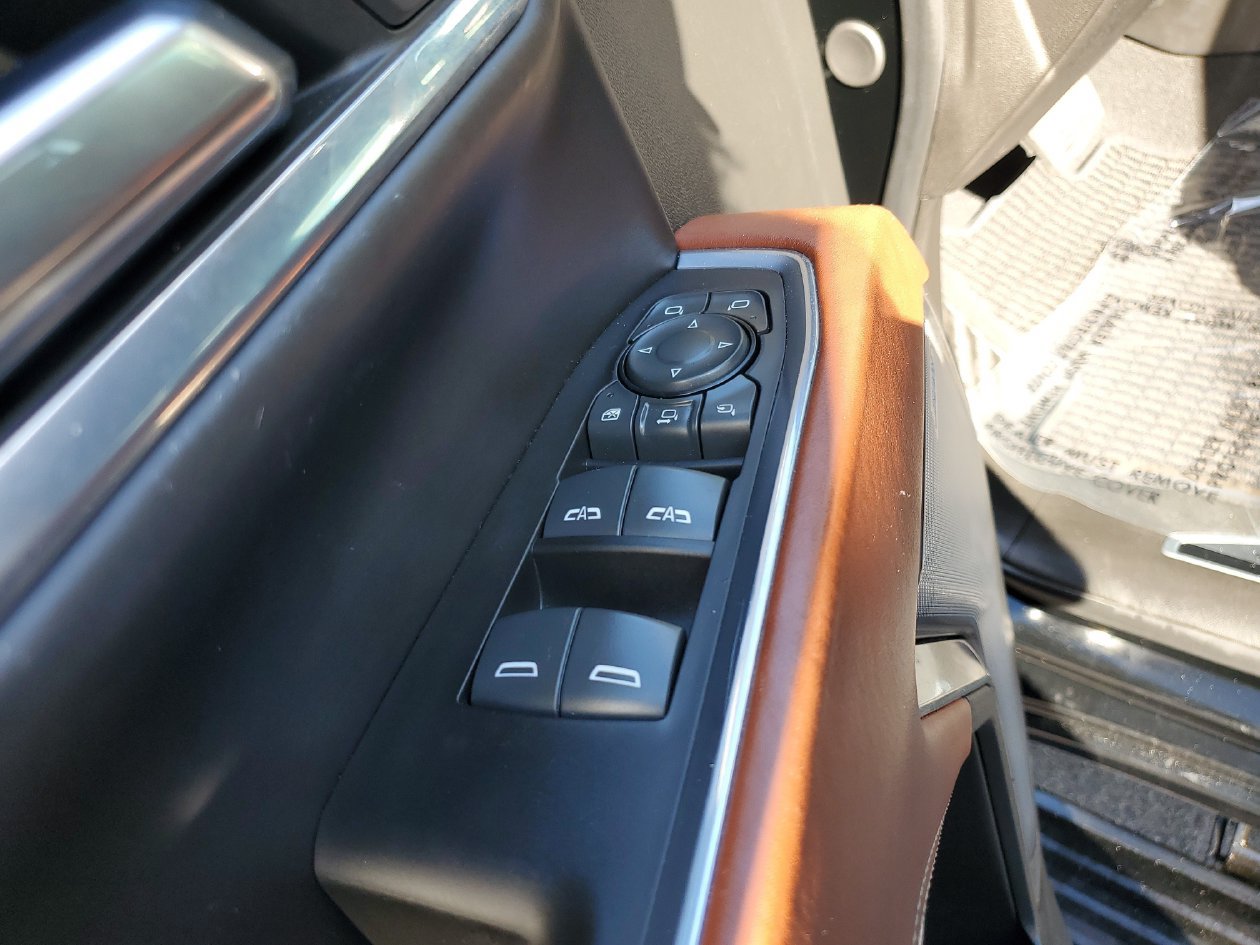 Used 2024 GMC Sierra 2500 Denali Ultimate AWD/4WD image 18