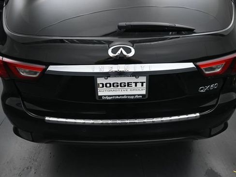 Used 2017 INFINITI QX60 FWD w/ Deluxe Technology Package image 10