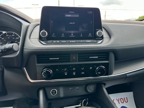 Used 2023 Nissan Rogue S AWD/4WD image 23