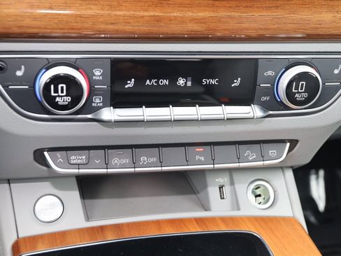 Used 2022 Audi Q5 2.0T Premium Plus image 33