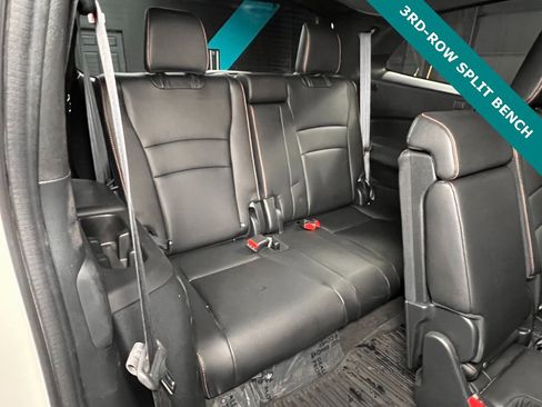 Used 2022 Honda Pilot TrailSport image 15