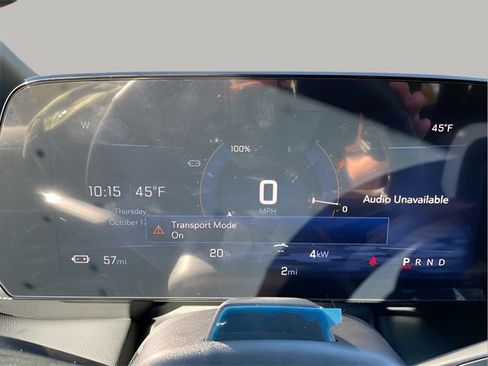 Used 2025 Chevrolet Blazer EV LT w/ Super Cruise Package AWD/4WD image 14