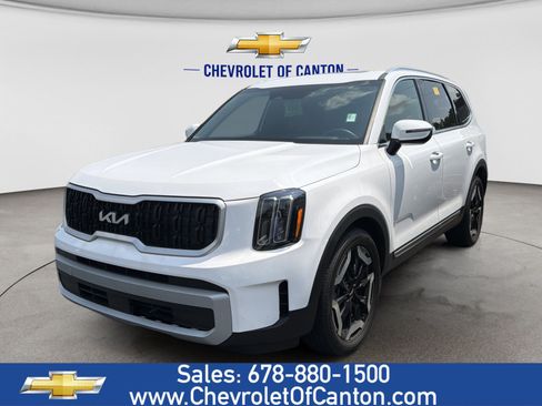 Used 2023 Kia Telluride EX w/ EX Captain's Chair Package AWD/4WD image 1