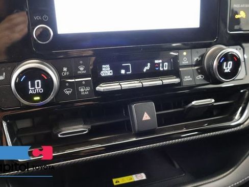 Used 2023 Toyota Highlander XSE AWD/4WD image 24