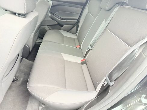 Used 2014 Ford Focus SE image 11