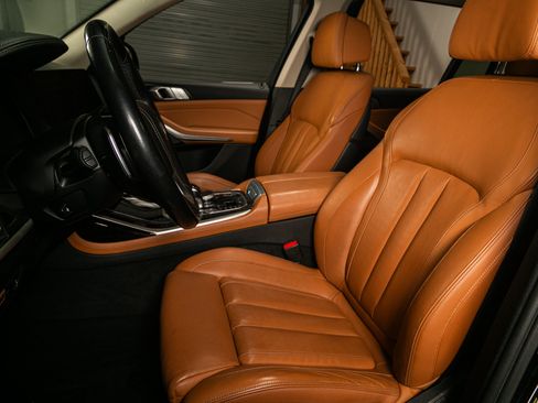 Used 2020 BMW X7 xDrive40i w/ Premium Package image 4