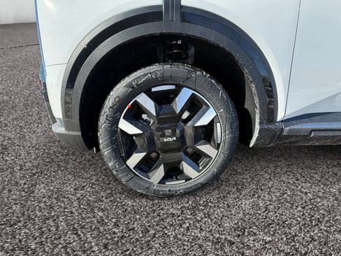 New 2027 Kia Telluride S image 14