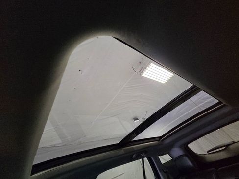 Used 2018 GMC Terrain SLT w/ Preferred Package image 12