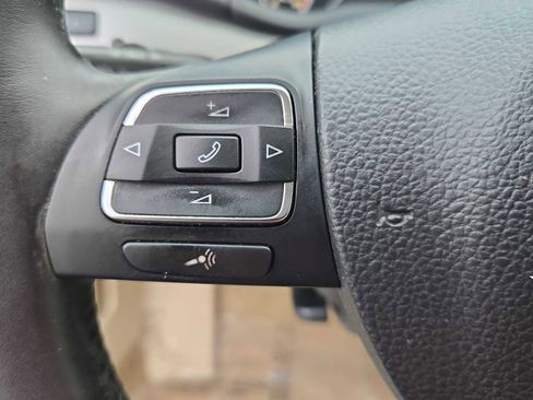 Used 2015 Volkswagen Passat 1.8T Limited Edition image 21