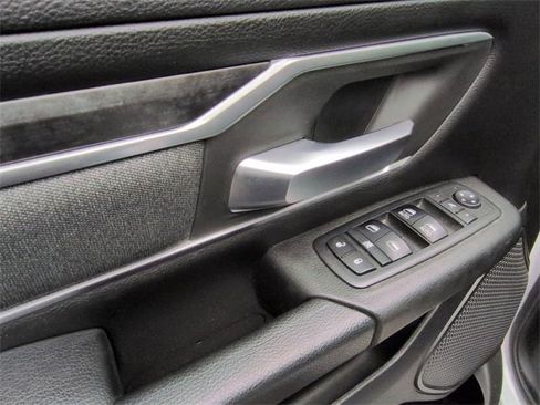 Used 2019 RAM 1500 Big Horn image 13