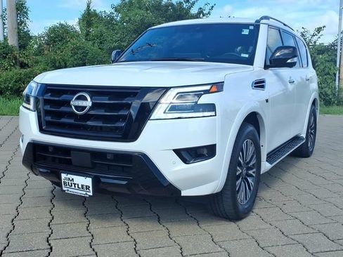 Used 2024 Nissan Armada SL w/ Midnight Edition Package AWD/4WD image 3