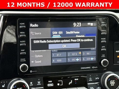 Used 2021 Toyota Highlander XLE image 20