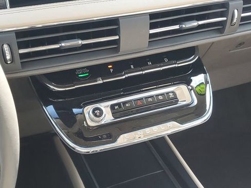 Certified 2024 Lincoln Corsair AWD w/ Equipment Group 101A image 20