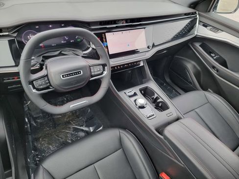 Used 2025 Jeep Wagoneer S Limited image 38