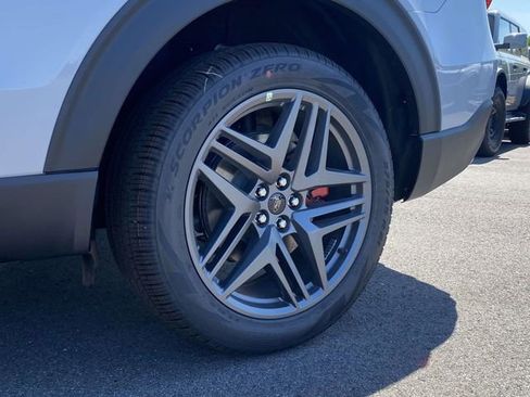New 2026 Ford Explorer ST AWD/4WD image 9