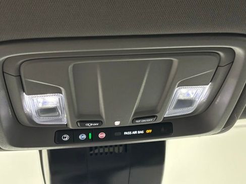 Used 2024 GMC Sierra 1500 Pro w/ Pro Value Package image 32