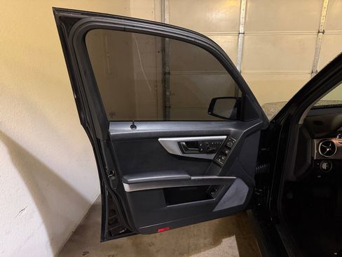 Used 2015 Mercedes-Benz GLK 350 2WD image 8