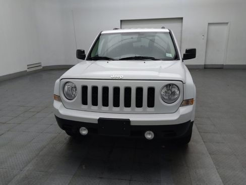Used 2016 Jeep Patriot Latitude AWD/4WD image 15