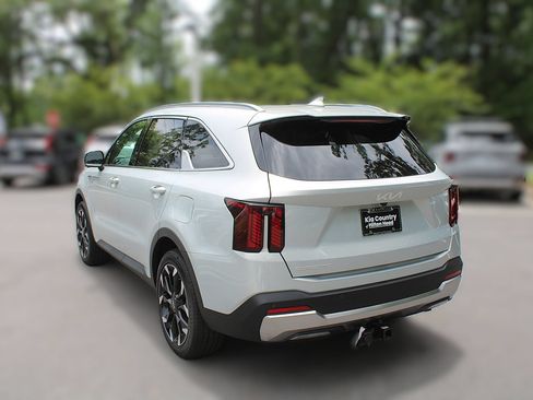 New 2026 Kia Sorento SX FWD image 7