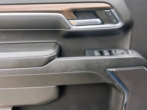 Used 2023 Chevrolet Silverado 1500 RST image 14