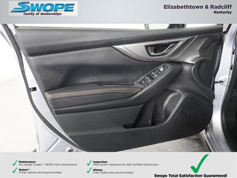 Used 2023 Subaru Crosstrek 2.5i Limited w/ Moonroof Package image 13