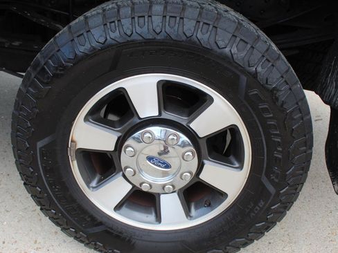 Used 2015 Ford F350 Lariat w/ Lariat Interior Package AWD/4WD image 35