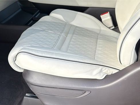 Used 2023 Lincoln Navigator Black Label image 29