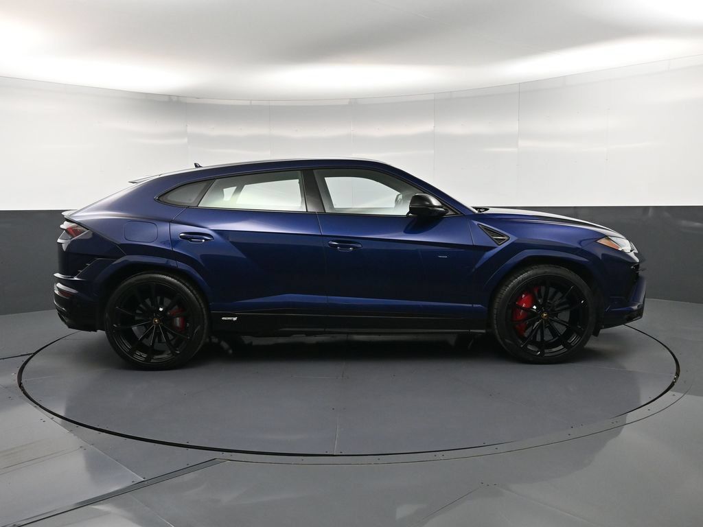 Used 2023 Lamborghini Urus S AWD/4WD image 9