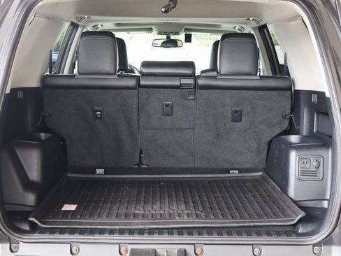 Used 2017 Toyota 4Runner SR5 Premium image 41