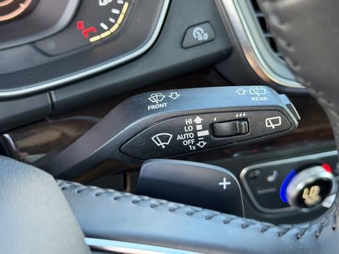 Used 2019 Audi Q5 2.0T Premium Plus AWD/4WD image 38