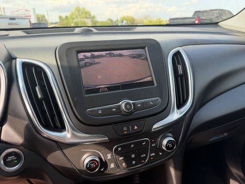 Used 2022 Chevrolet Equinox LT AWD/4WD image 22