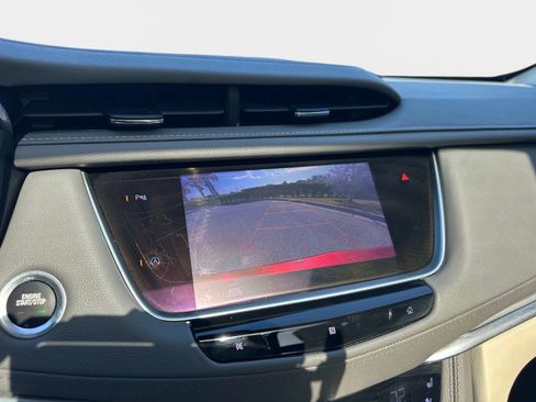 Used 2021 Cadillac XT5 Premium Luxury image 26