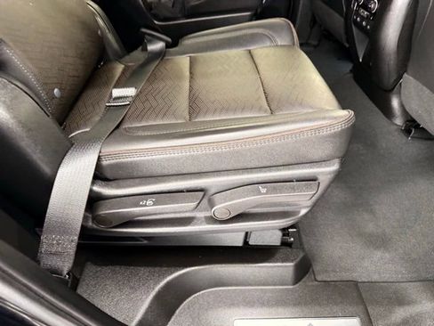 Used 2023 Chevrolet Tahoe High Country image 28