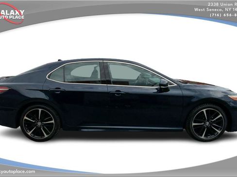 Used 2019 Toyota Camry XSE w/ Carpet Mat Package FWD image 4